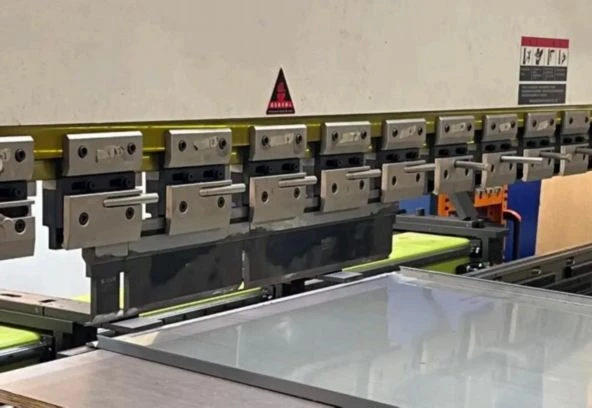 Numerical Control Bending Machine Working Drawing
